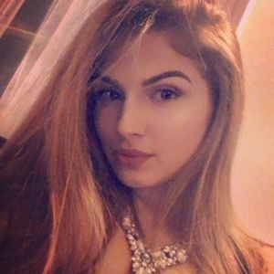 Meet your Posher, Pamela